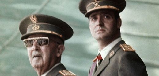 Generál Francisco Franco (vlevo) a následník Juan Carlos.