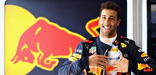 Daniel Ricciardo bude příští sezonu závodit za Renault.