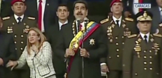 Venezuelský prezident Nicolás Maduro se stal terčem pokusu o atentát.