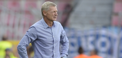 Zdeněk Šťastný coby sportovní ředitel Sparty je dočasně i jejím koučem.