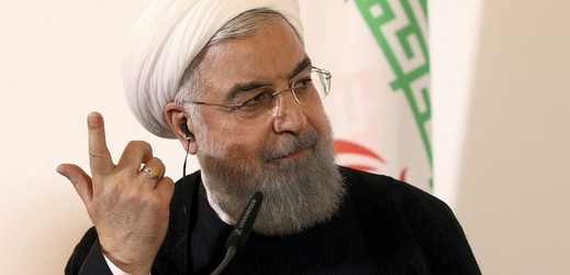 Trumpova výzva k jednání má v Íránu podle Hasana Rúháního (na fotce) vyvolat chaos.