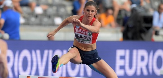 Česká běžkyně Zuzana Hejnová předčasně ukončila letošní sezonu.