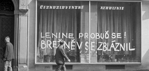 Srpnové události 1968 v pražských ulicích.