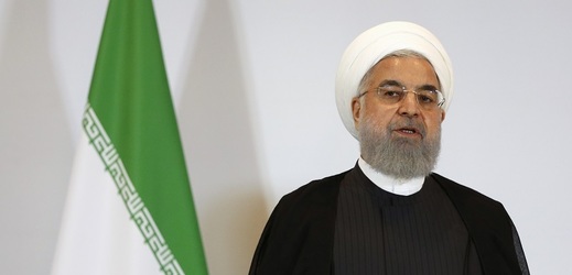 S vysvětlením íránského prezidenta Hasana Rúháního se parlament neztotožnil.