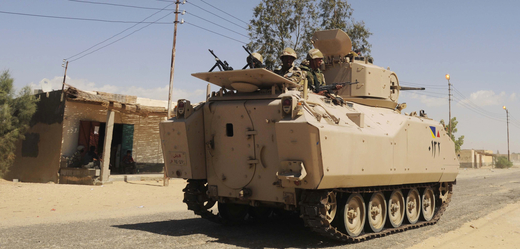 Obrněné vozidlo egyptské armády.