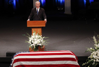 Pohřeb senátora McCaina.