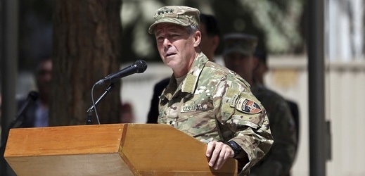 Americký generál Austin Miller.