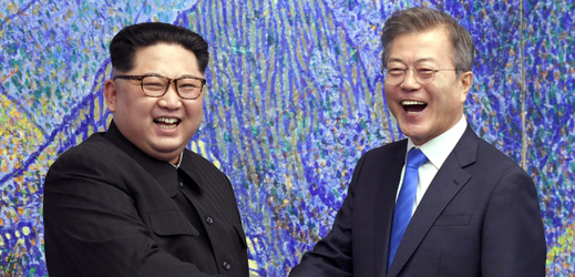 Severní a Jižní Korea se dohodly na summitu k denuklearizaci.