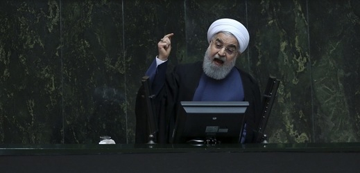 Íránský prezident Hasan Rúhání během svého projevu.