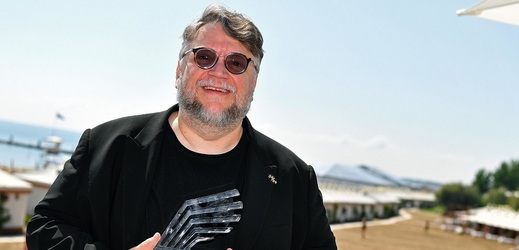 Porota filmového festivalu v Benátkách se postavila za režiséra Sencova.