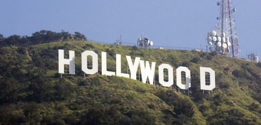 Nápis Hollywood. 