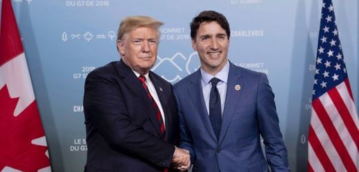 Americký prezident Donald Trump (vlevo) a kanadský premiér Justin Trudeau (vpravo).
