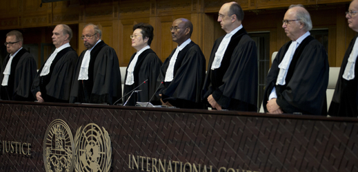 Mezinárodní soudní dvůr (ICJ) v Haagu. 