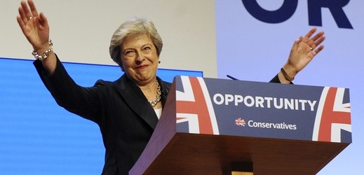 Britská premiérka Theresa Mayová na sjezdu konzervativců.