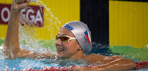Plavkyně Barbora Seemanová získala na olympijských hrách mládeže zlatou medaili.