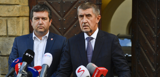 Andrej Babiš (ANO) a Jan Hamáček (ČSSD).