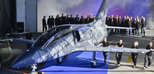 Aero Vodochody představilo nový letoun L-39NG.