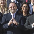 Aspirant na předsedu MOV Patrick Baumann nečekaně zemřel (na snímku s francouzským prezidentem na mistrovství světa ve fotbale).