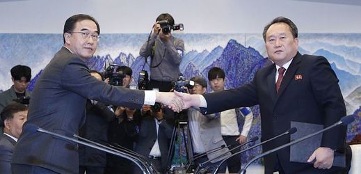 Společné jednání ministrů Severní a Jižní Koreje.