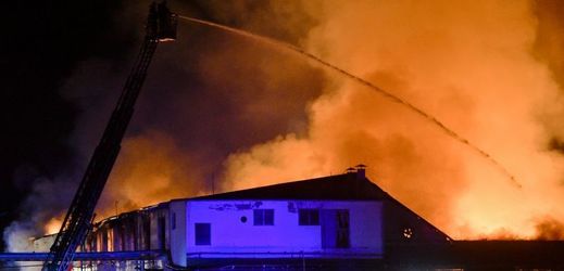 Požár v Lysé nad Labem.