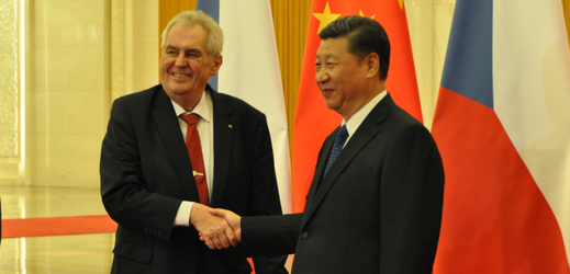 Prezident Miloš Zeman se svým čínským protějškem Si Ťin-pchingem.