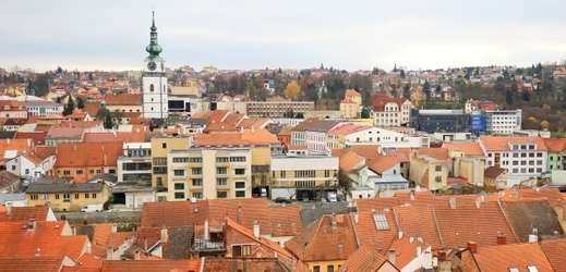 Časová schránka bude uložena v městské věži v Třebíči (na snímku).