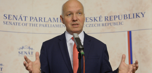 Senátor Pavel Fischer.
