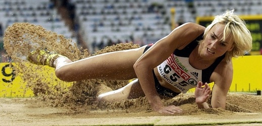 Dvojnásobná olympijská vítězka ve skoku dalekém Heike Drechslerová.