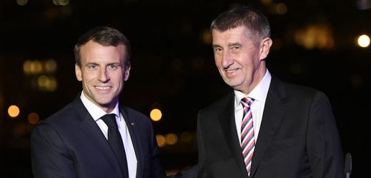 Emmanuel Macron (vlevo) a Andrej Babiš.