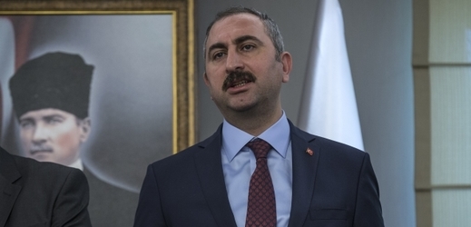 Turecký ministr spravedlnosti Abdulhamit Gül.
