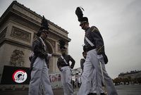 Oslavy výročí konce První světové války v Paříži. 
