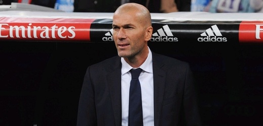 Zinédine Zidane by mohl usednout na lavičku Bayernu Mnichov.