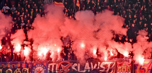 Sparta a Slavia za fanoušky při derby zaplatí stotisícové pokuty