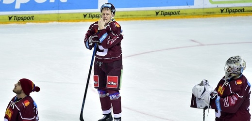Hokejisté pražské Sparty získali z posledních pěti extraligových zápasů pouhé dva body.