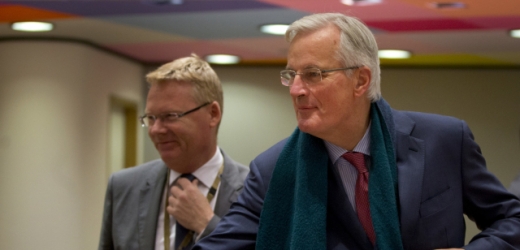 Michel Barnier (vpravo).