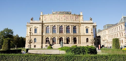 Rudolfinum v Praze.