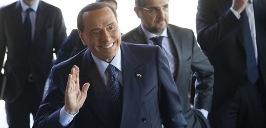 Silvio Berlusconi založí novou stranu, s níž chce bojovat o Evropský parlament.