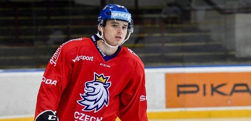 Hokejový útočník Patrik Zdráhal na tréninku české hokejové reprezentace.