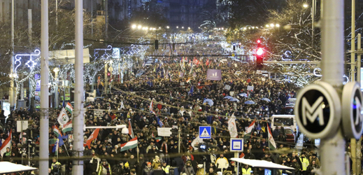 Demonstrace v centru Budapešti.
