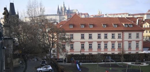 V Praze se bude dražit Pinkasův palác s vyvolávací cenou 470 milionů.