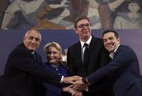 Zleva bulharský premiér Bojko Borisov, rumunská premiérka Viorica Dancialová, srbský prezident Aleksandar Vučič a šéf řecké vlády Alexis Tsipras.