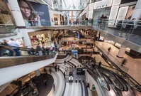 Některá nákupní centra se v Česku 26. prosince otevřou.