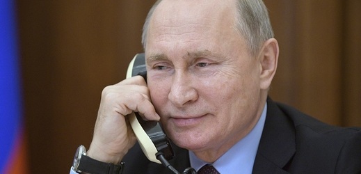 Ruský prezident Vladimir Putin zkoušce nové rakety osobně přihlížel.