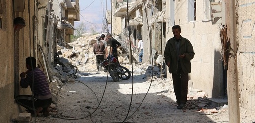 Poničené ulice syrského Damašku.