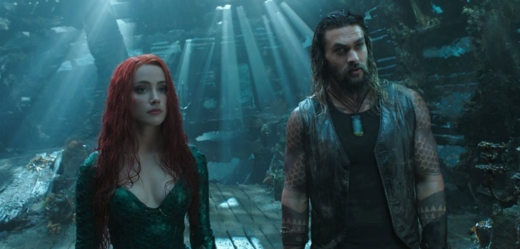 Aquaman (Jason Momoa) a princezna Mera (Amber Heardová).