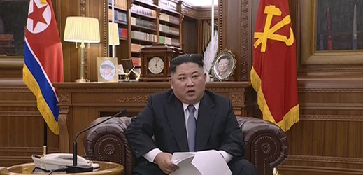 Vůdce Kim Čong-un během novoročního projevu.