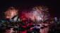 Sydney a jeho strhující světlená podívaná za téměř sto milionů korun. Ohňostroj trval dvanáct minut a sledovalo jej kolem jednoho a půl milionu diváků. (FOTO: imago stock&people).