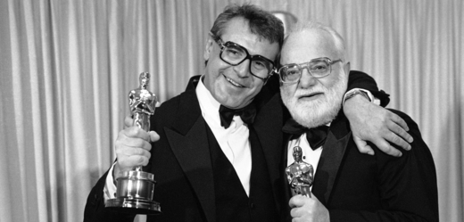 Oscarový producent Saul Zaentz spolupracoval také s Formanem.