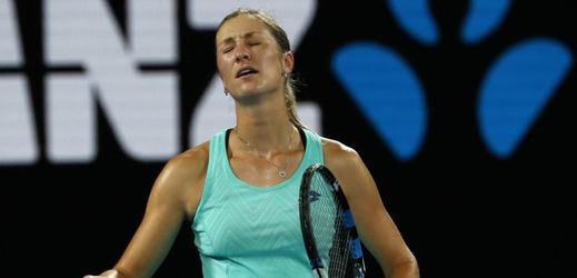 Denisu Allertovou čeká kvůli neobhajobě bodů z osmifinále pád žebříčkem WTA. 