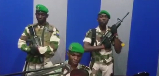 Vojákům, kteří se v Gabonu pokusili o převrat, hrozí doživotí.